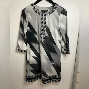 BCBGMaxAzria Black & Gray A-Line shift style Dress - small